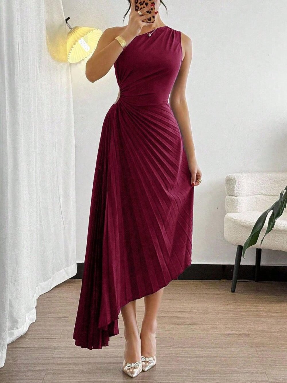 Burgundy Elegant Women's Sleeveless Pleated Mid-Length Dress - Picture 7 of 8